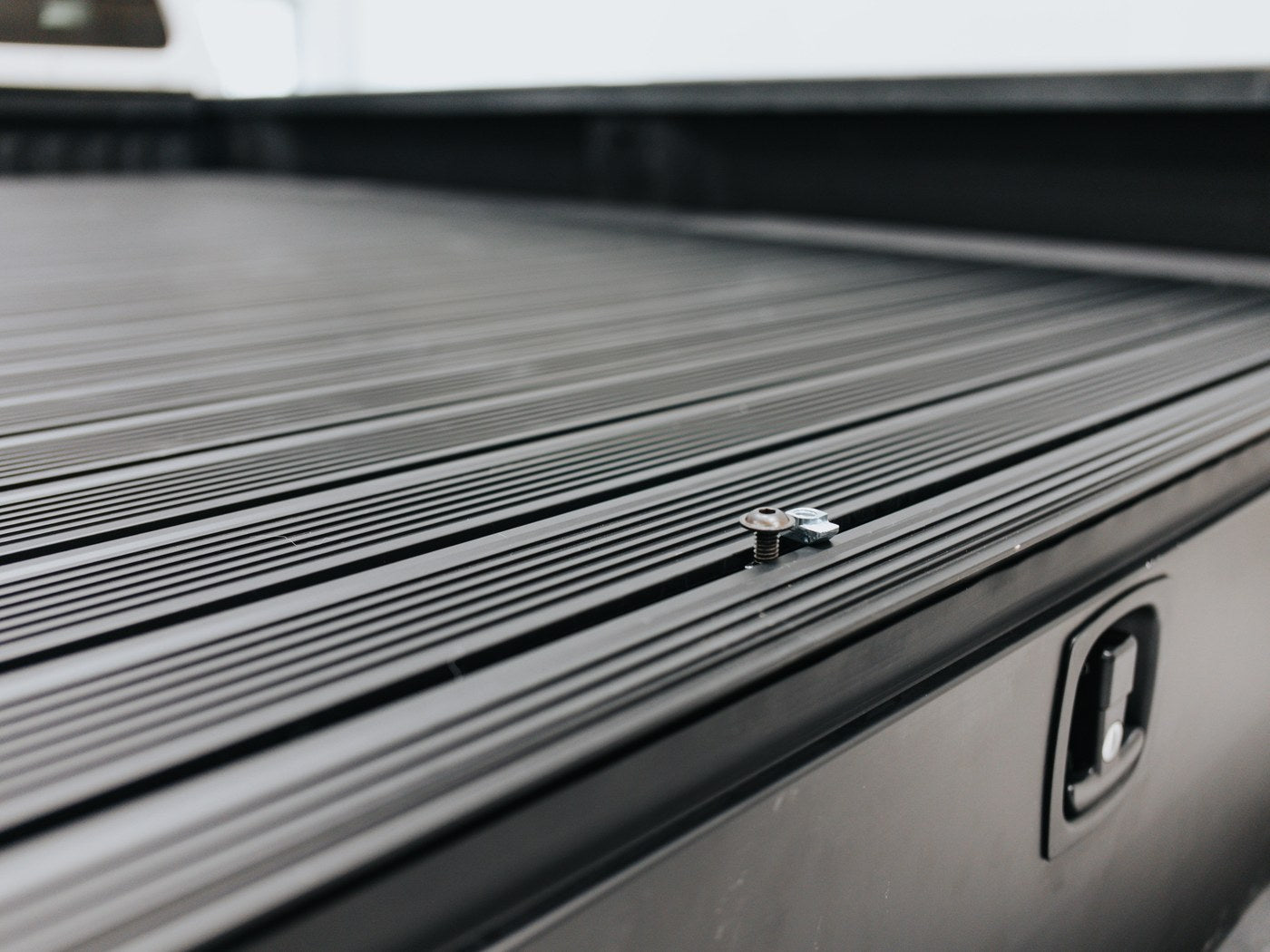 Silver Bullet aluminum platform and mounting track detail